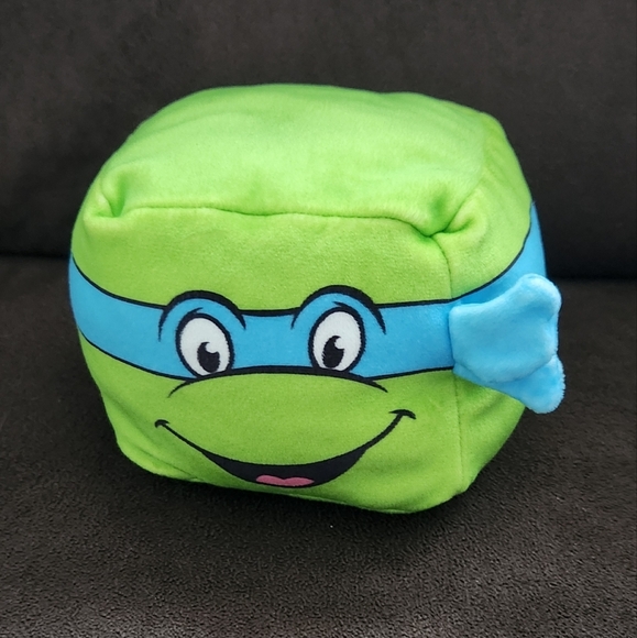 🐢💚 Teenage Mutant Ninja Turtles Plush Cube – 6-Inch Green Turtle Pre-Owned - Picture 5 of 12